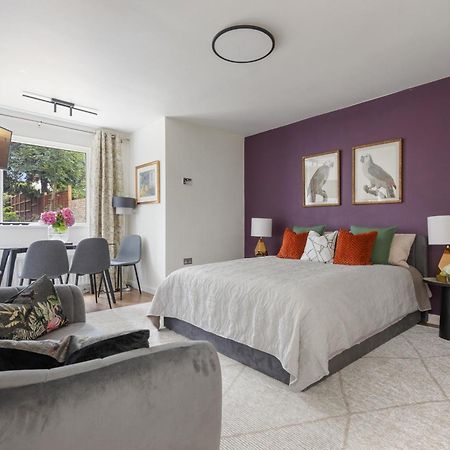 King Studio Apartment With Garden And Parking Ealing Dış mekan fotoğraf